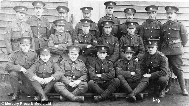 birkenhead regiment of soldiers from a pint sized battalion